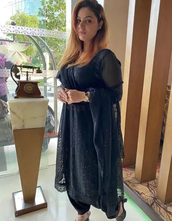 Call Girls in Ahmedabad